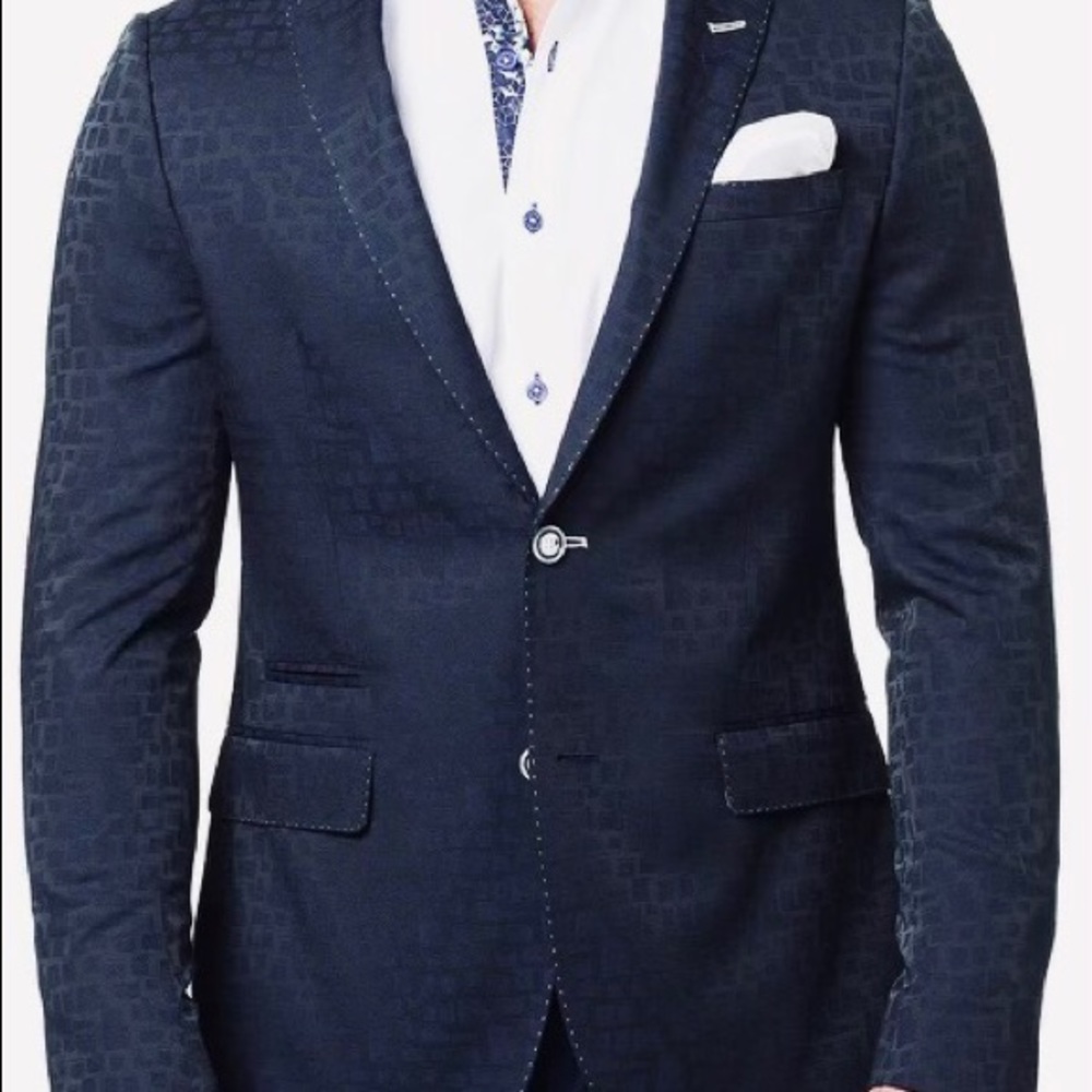 Maceoo navy man’s blazer. Size 40